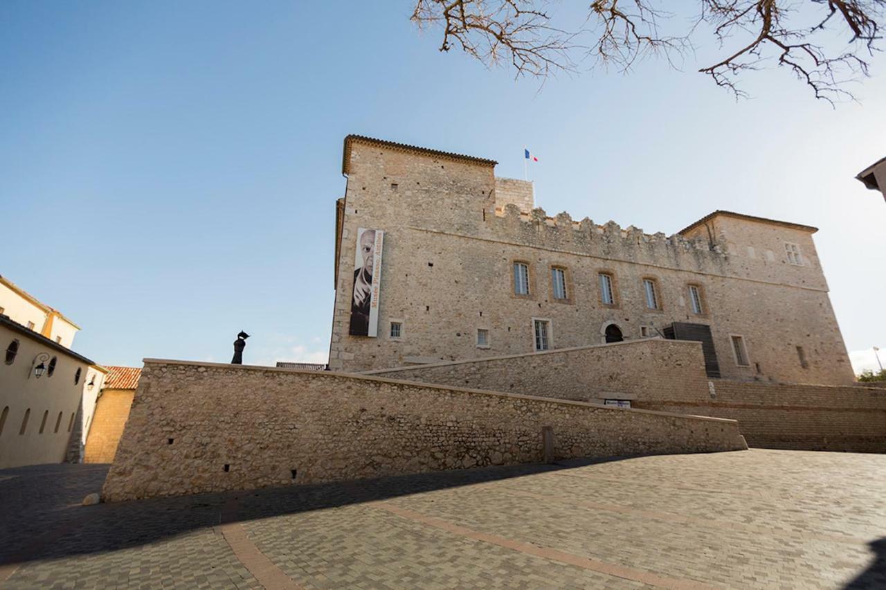 Sade - Central, Charming, For 6 Antibes Exteriör bild
